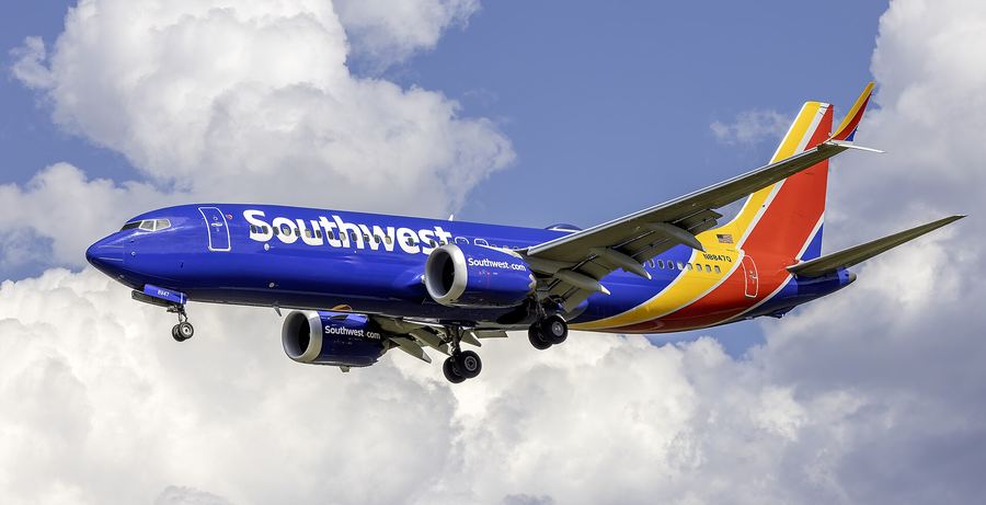 Archive photo: a Southwest Airlines Boeing 737 Max 8 on approach at Baltimore-Washington International Airport, August 2025.